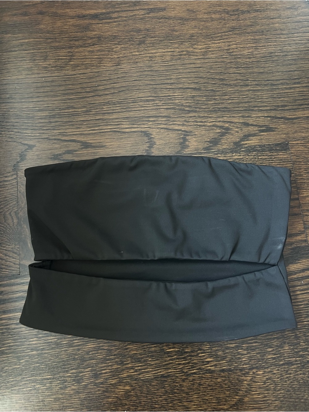 Edikted Black Strapless Bandeau Crop Top